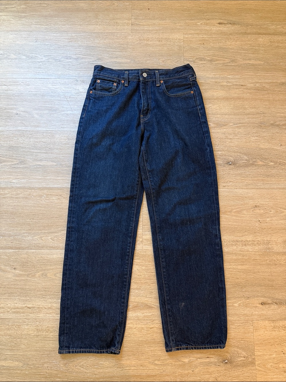 Levi’s 501 Classic Men’s Dark Blue Straight-Leg Jeans 30